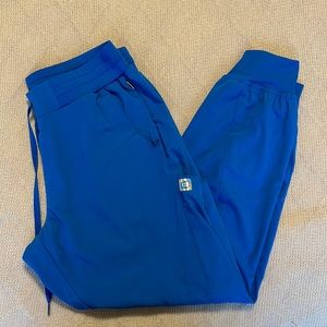 Wonder Wink Scrub Joggers